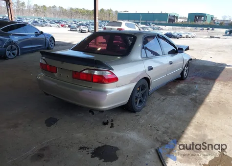 1998 Honda Accord Ex V6 from USA, damaged, VIN 1HGCG1656WA074223